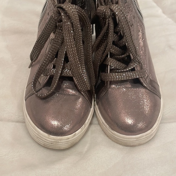 Stuart Weitzman Vance High Bling Sparkle Wedge Sneakers Size 3 Pewter - Picture 3 of 6